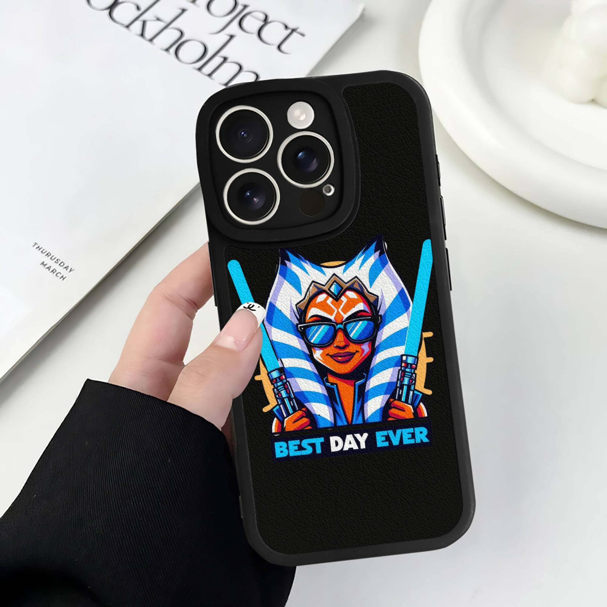 （画像用） スター・ウォーズ Star Wars 【iPhone 16シリーズ対応】シリコンスマホケース（レザー調） 材質：シリコン